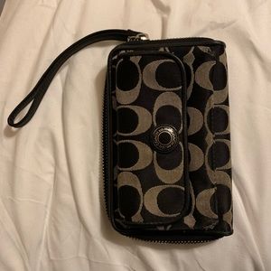 Small Coach Wallet Wristlet